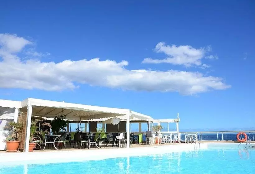 Hotel Atlantic Beach Club