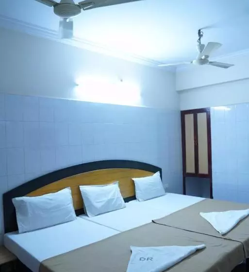 Отель Durga Residency