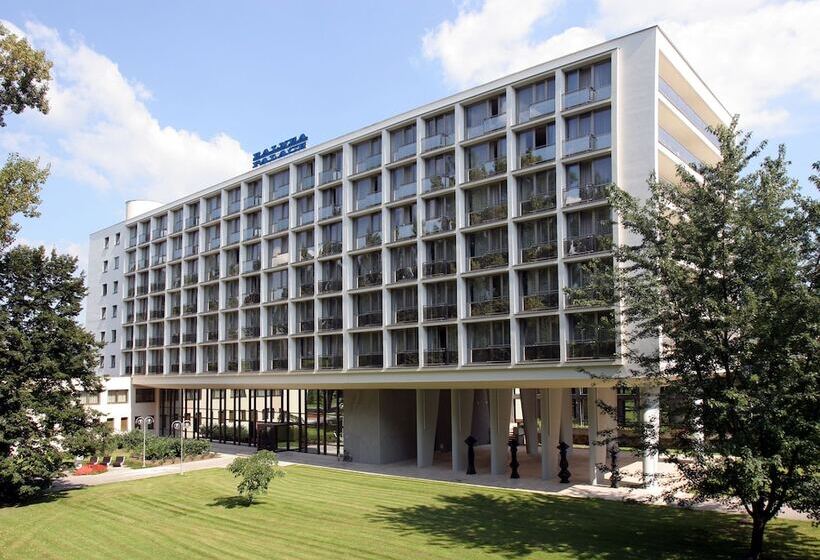 Отель Ensana Esplanade