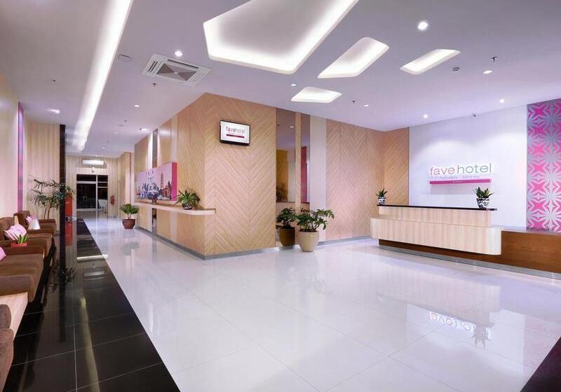 Favehotel Simpang Lima   Semarang