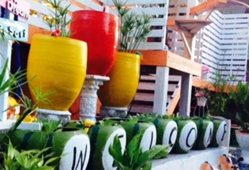 Отель Follow Dream Resort