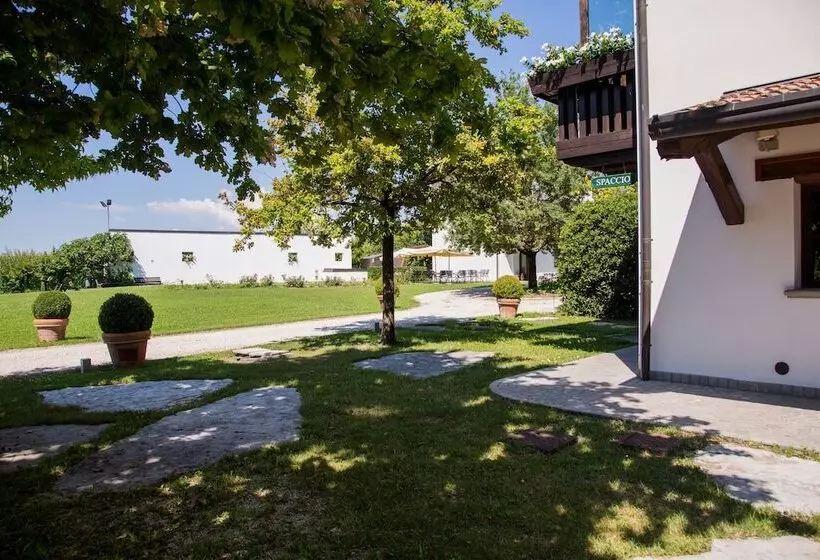 فندق Il Bosco Di Arichis