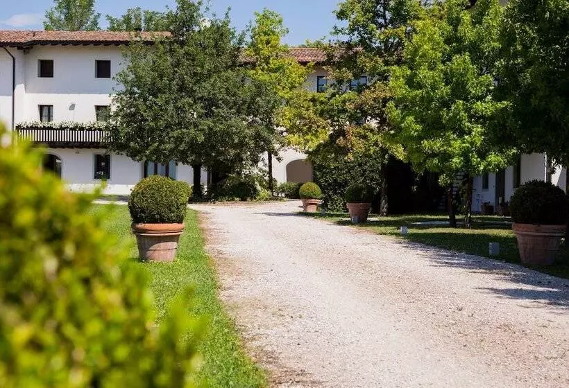 فندق Il Bosco Di Arichis