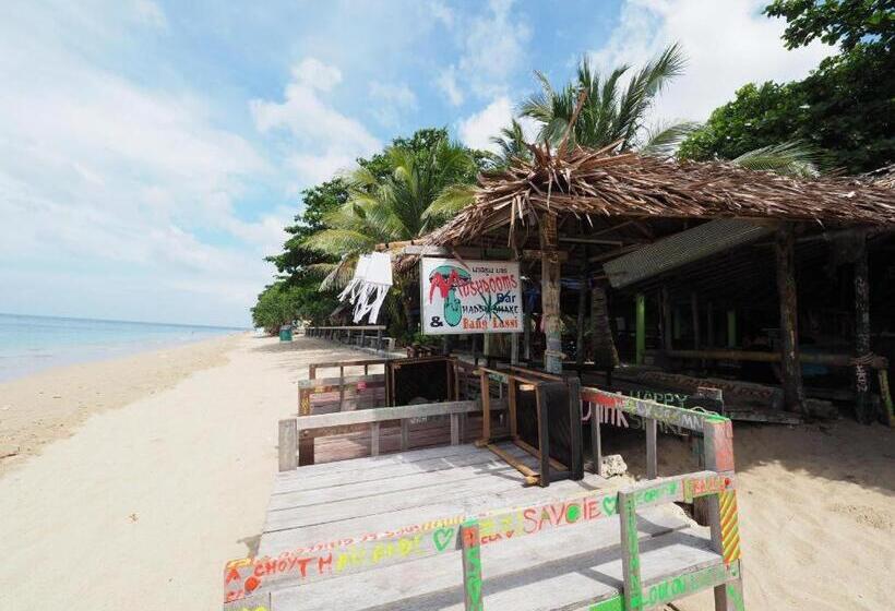 בית מלון כפרי Lanta Darawadee Resort