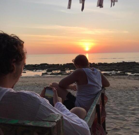 בית מלון כפרי Lanta Darawadee Resort