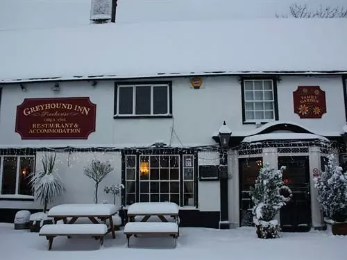 Отель The Greyhound Inn