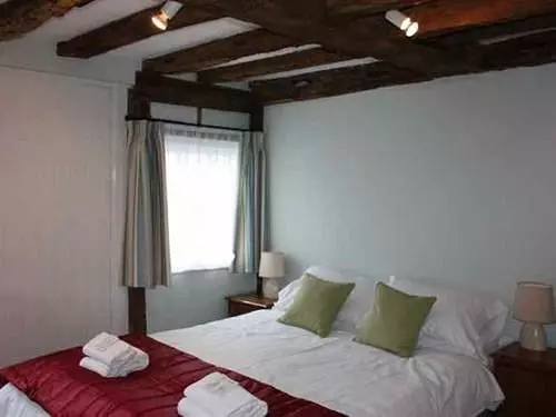 Отель The Greyhound Inn