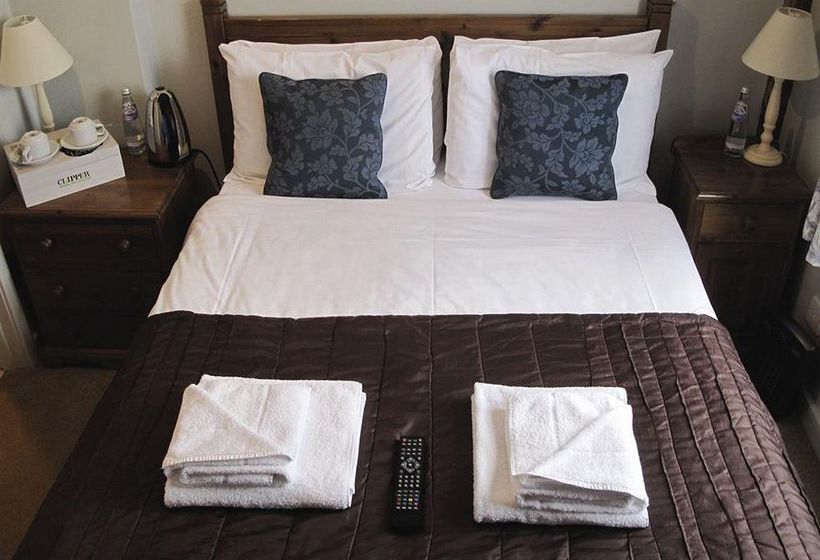 Отель The Greyhound Inn