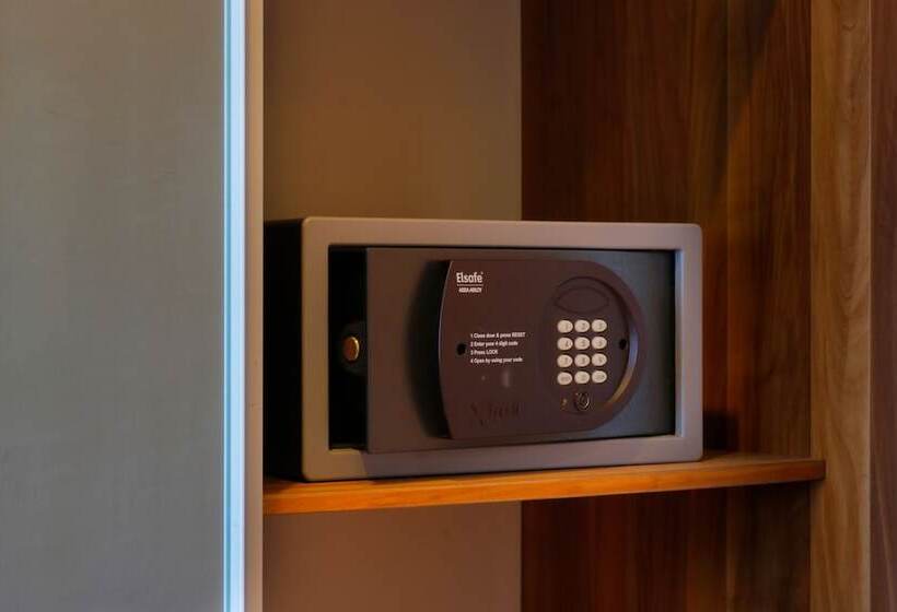 The Lerina Hotel Nusa Dua