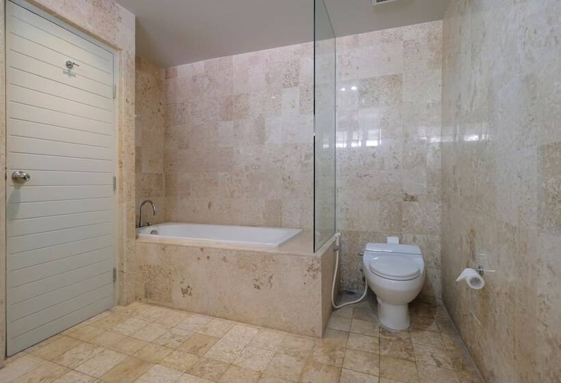 The Lerina Hotel Nusa Dua