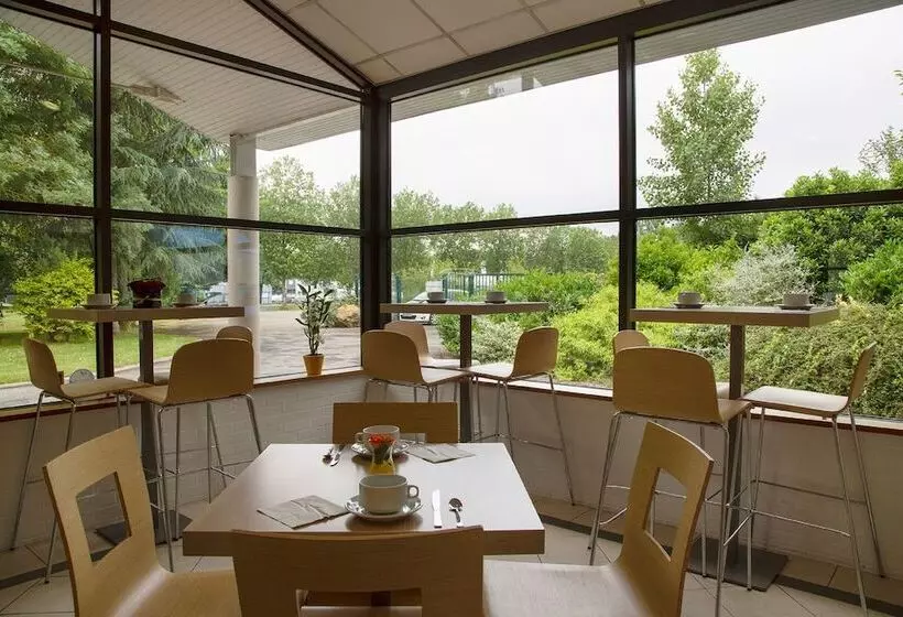 ホテル The Originals City, Clos De L Orgerie ,château Gonthier