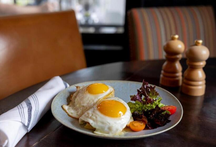 Kimpton Taconic Hotel, An Ihg