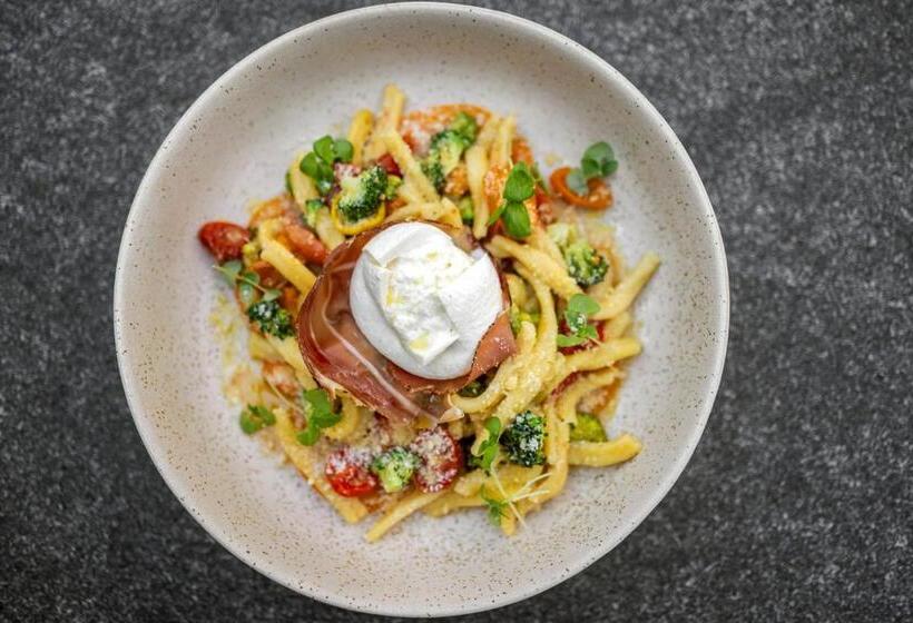 Kimpton Taconic Hotel, An Ihg