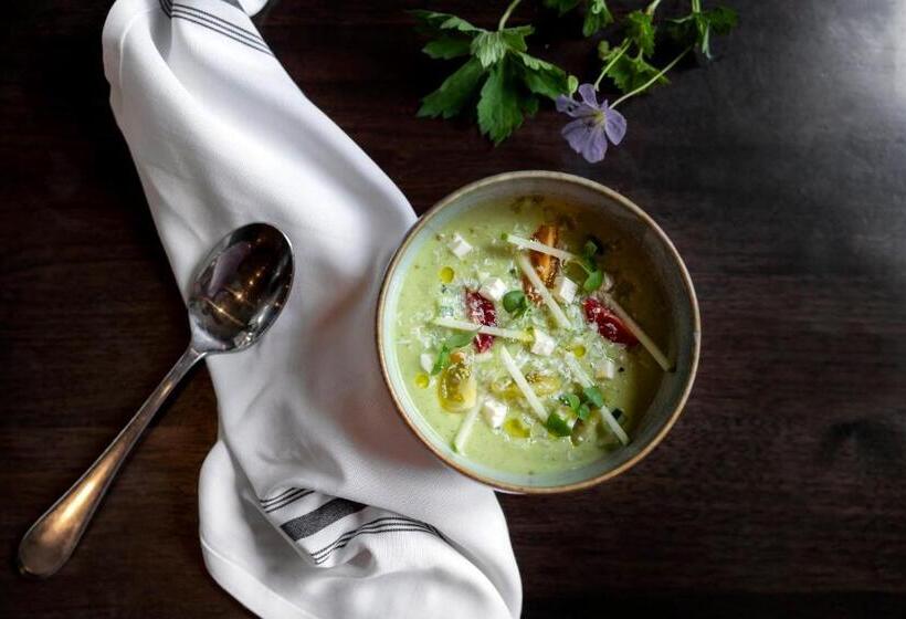 Kimpton Taconic Hotel, An Ihg