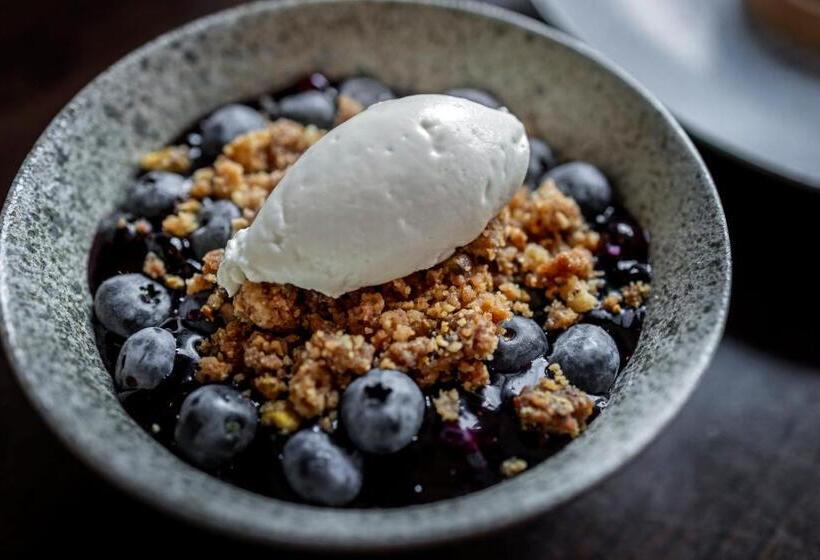 Kimpton Taconic Hotel, An Ihg