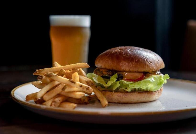 Kimpton Taconic Hotel, An Ihg