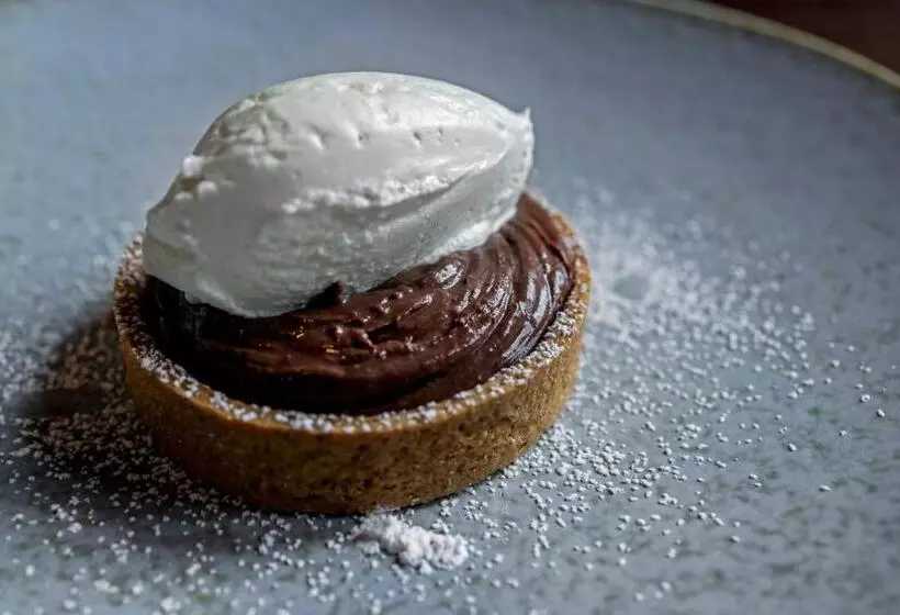 Kimpton Taconic Hotel, An Ihg