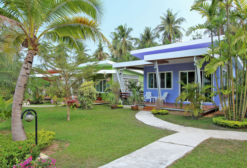 Maikhao Home Garden Bungalow