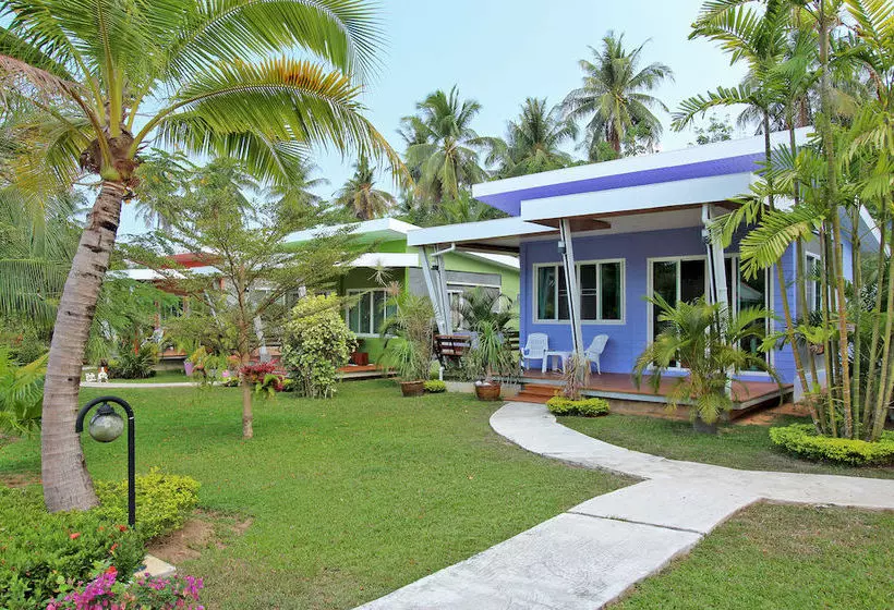 Maikhao Home Garden Bungalow