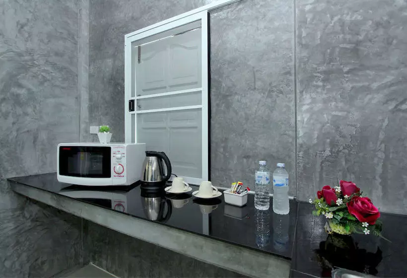 Maikhao Home Garden Bungalow