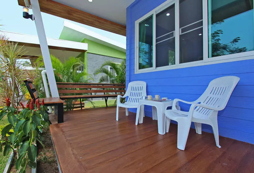 Maikhao Home Garden Bungalow