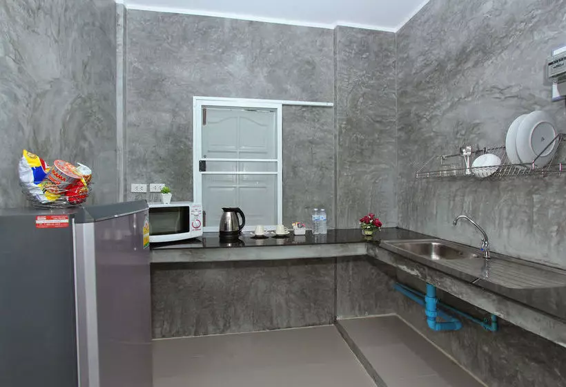 Maikhao Home Garden Bungalow