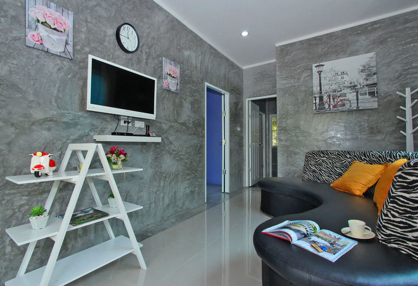 Maikhao Home Garden Bungalow