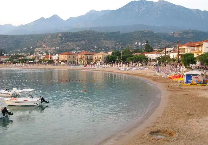 Nikas Rooms & Apartments