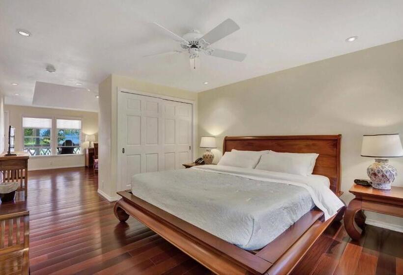 Ohia Kona Estates   An All Suites B&b