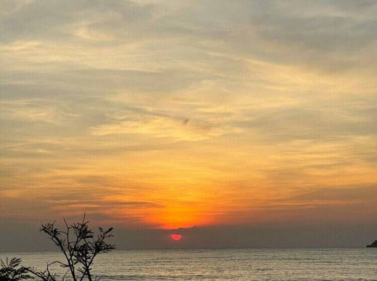 Pearl By The Sea Resort