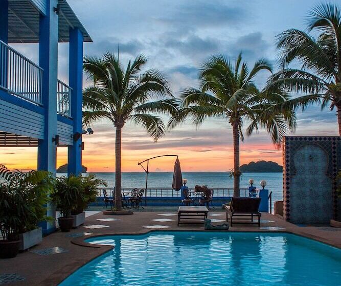 Pearl By The Sea Resort