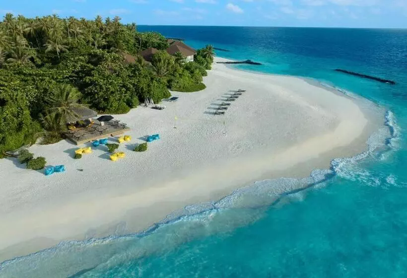 هتل Avani Plus Fares Maldives Resort