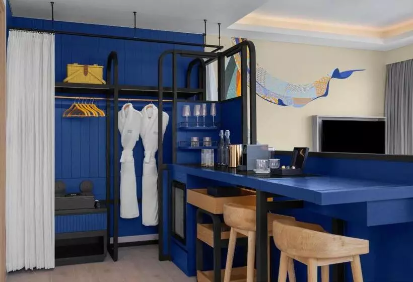 هتل Avani Plus Fares Maldives Resort