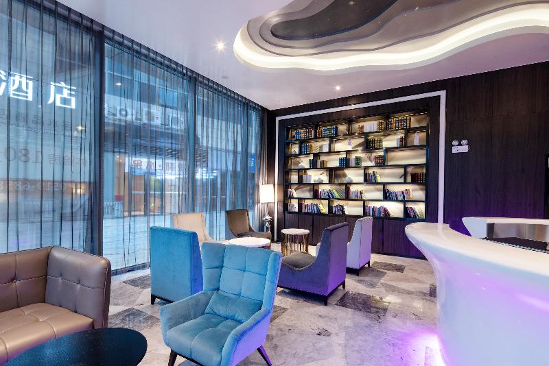 فندق Crystal Orange