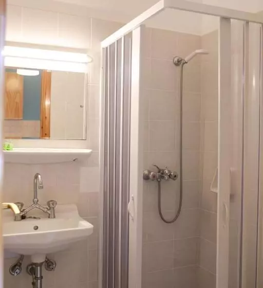 Hotelli Dendrolivano