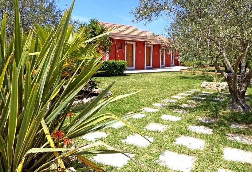 Отель Dendrolivano