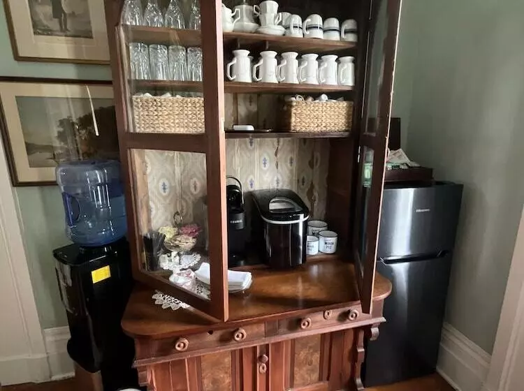 Hotelli The Belmont 1857