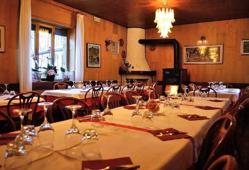 Hostelli Albergo Ristorante Morandi