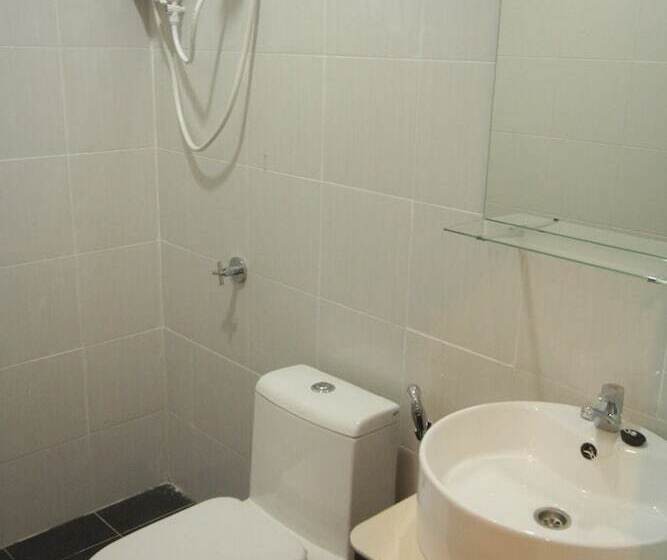 Hotel Cloud 9 Guest House