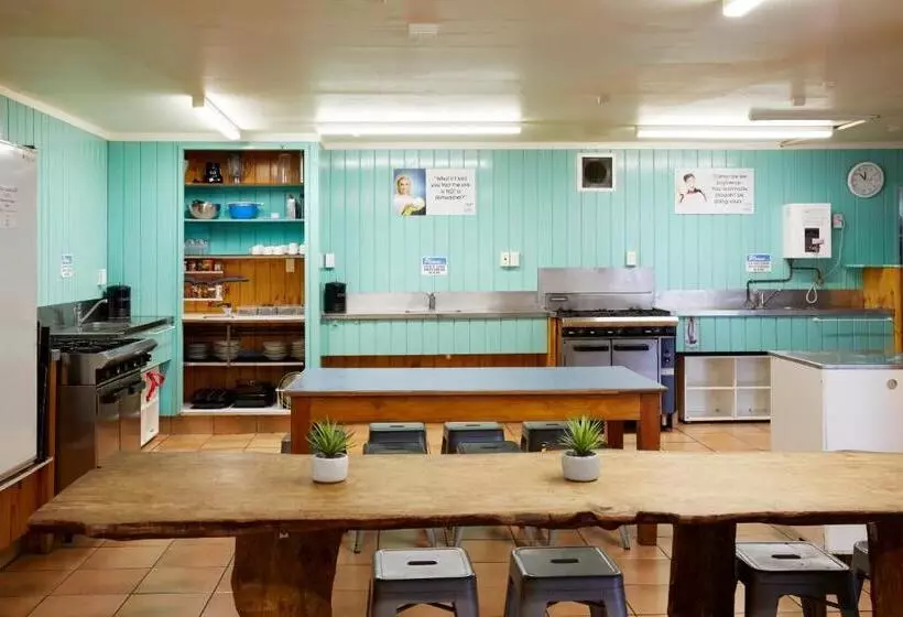 Ostello Pacific Coast Lodge And Backpackers