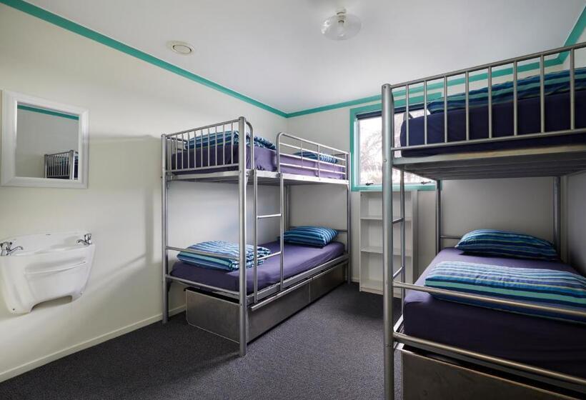 فندق صغير Pacific Coast Lodge And Backpackers