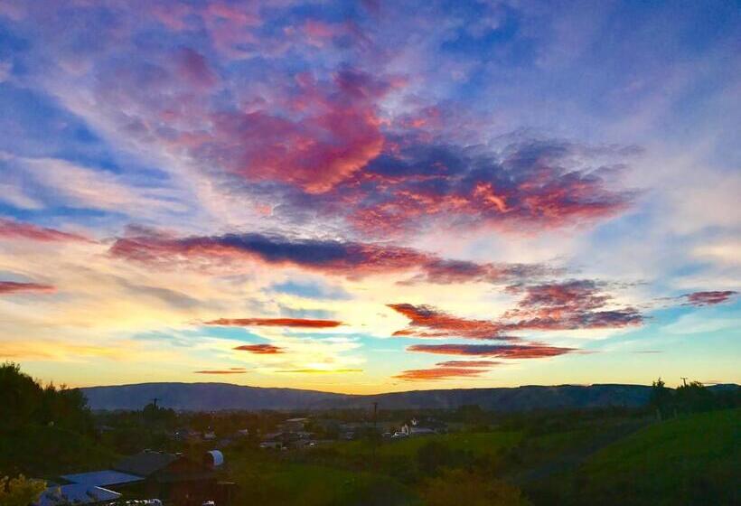 Bed and Breakfast Hunters Moon