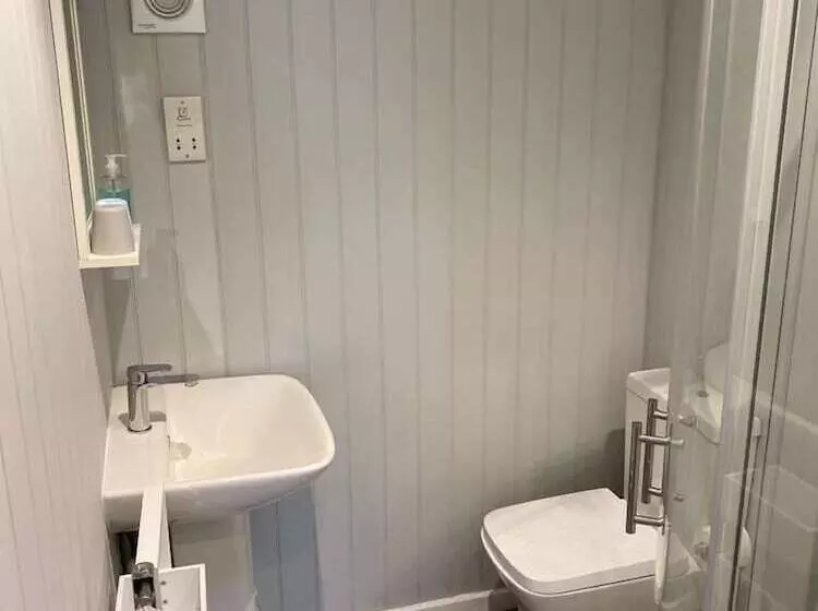 Bed and Breakfast Petherton Cottage Studios