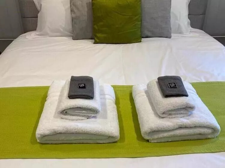 Bed and Breakfast Petherton Cottage Studios