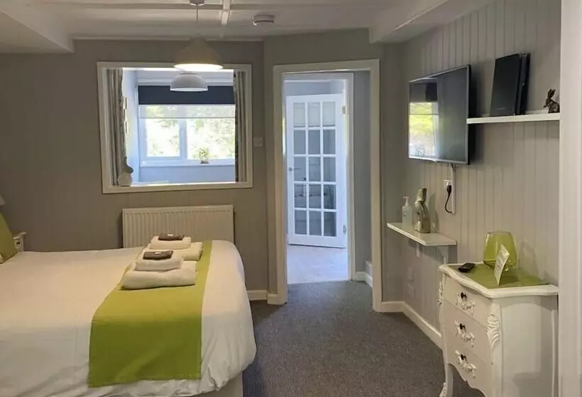 Bed and Breakfast Petherton Cottage Studios