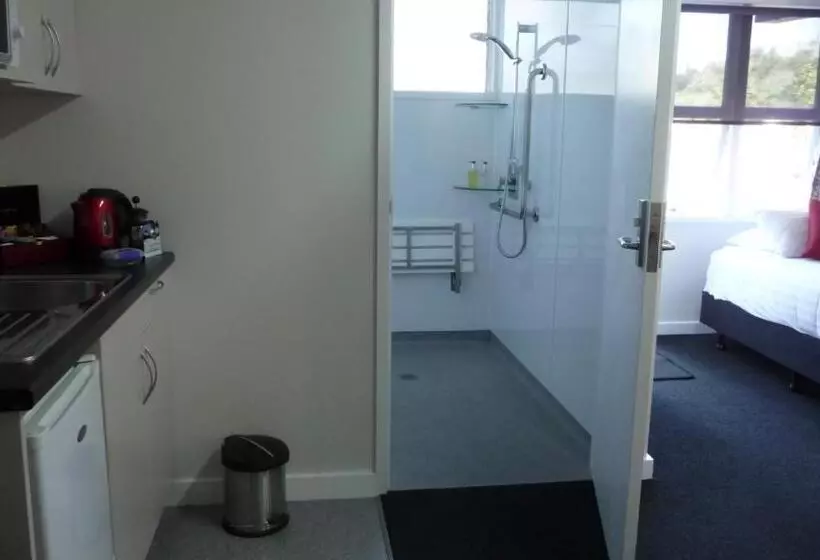 Forgotten World Motel