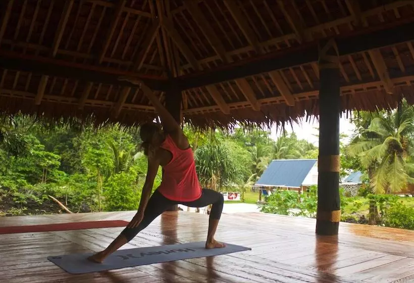 هتل Aganoa Lodge Samoa