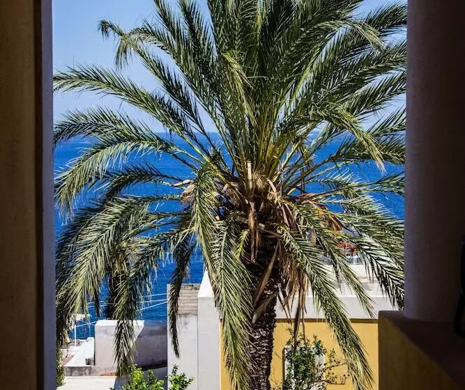 هتل Arcangelo Salina