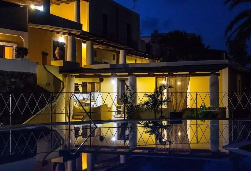 هتل Arcangelo Salina