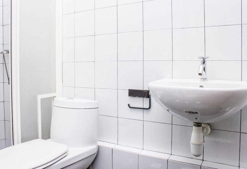 Отель Homeaway Townhouse 1934